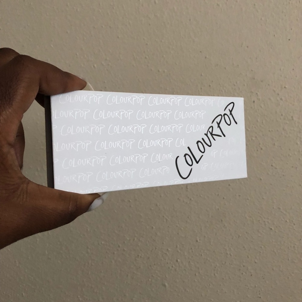 $aucey Pressed Powder Palette
